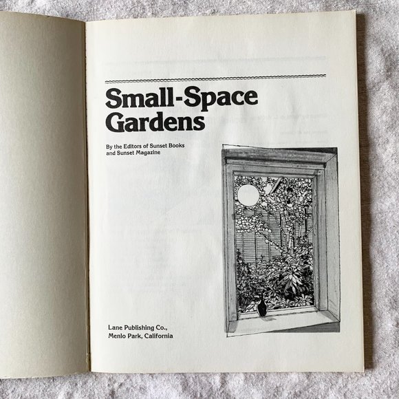 Book | Ideas for Small Space Gardens - Sunset - Picture 2 of 12